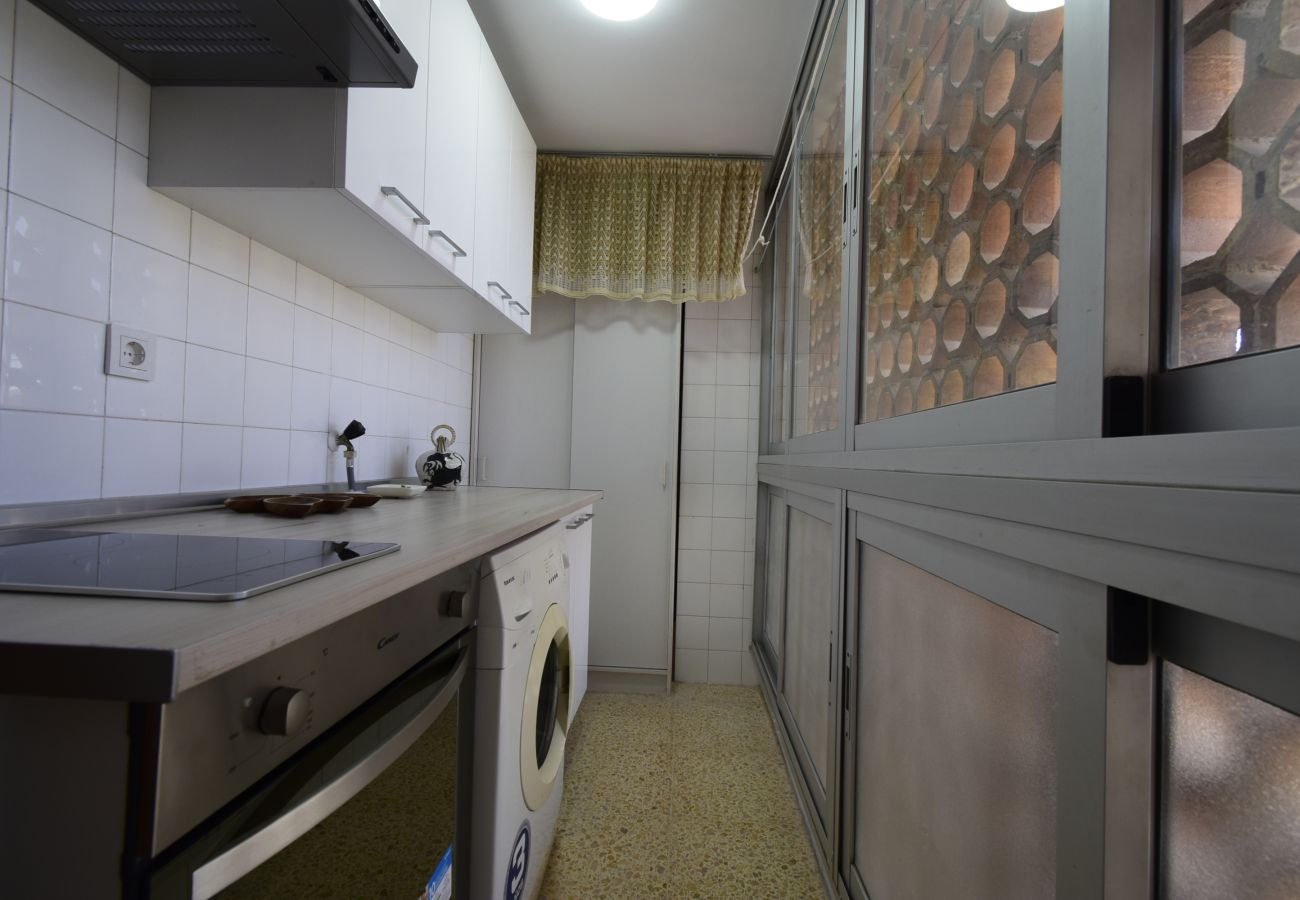 Apartamento en Benidorm - GIRASOL  4-8