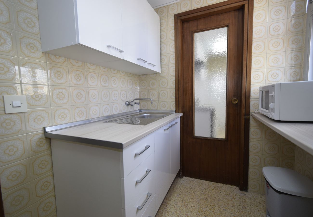 Apartamento en Benidorm - GIRASOL  4-8