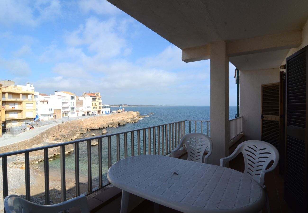 Apartment in L'Escala - ELS PESCADORS 2.1