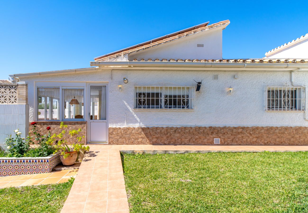 Villa in Nerja - Villa Sevilla Private Pool by Casasol