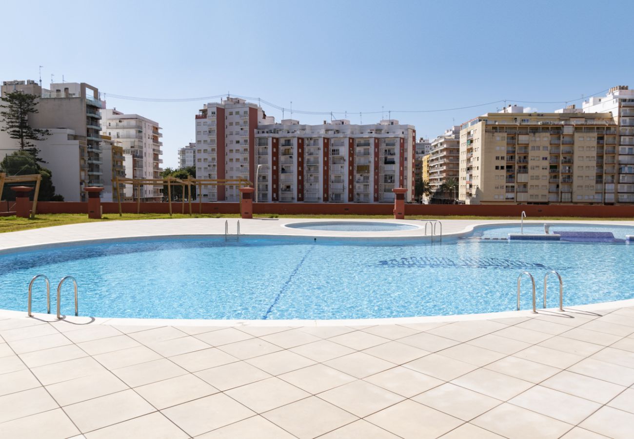 Apartment in Cullera - FERROBUS 1, BQ-1, ESC-1,18º-45 + PK 18 (Duplex)