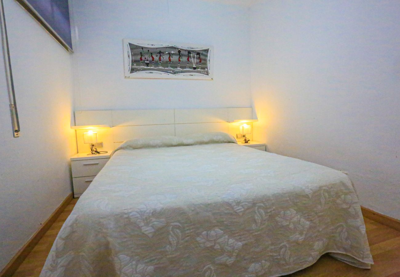 Apartment in Cambrils - OLIMPIC BAJOS 19