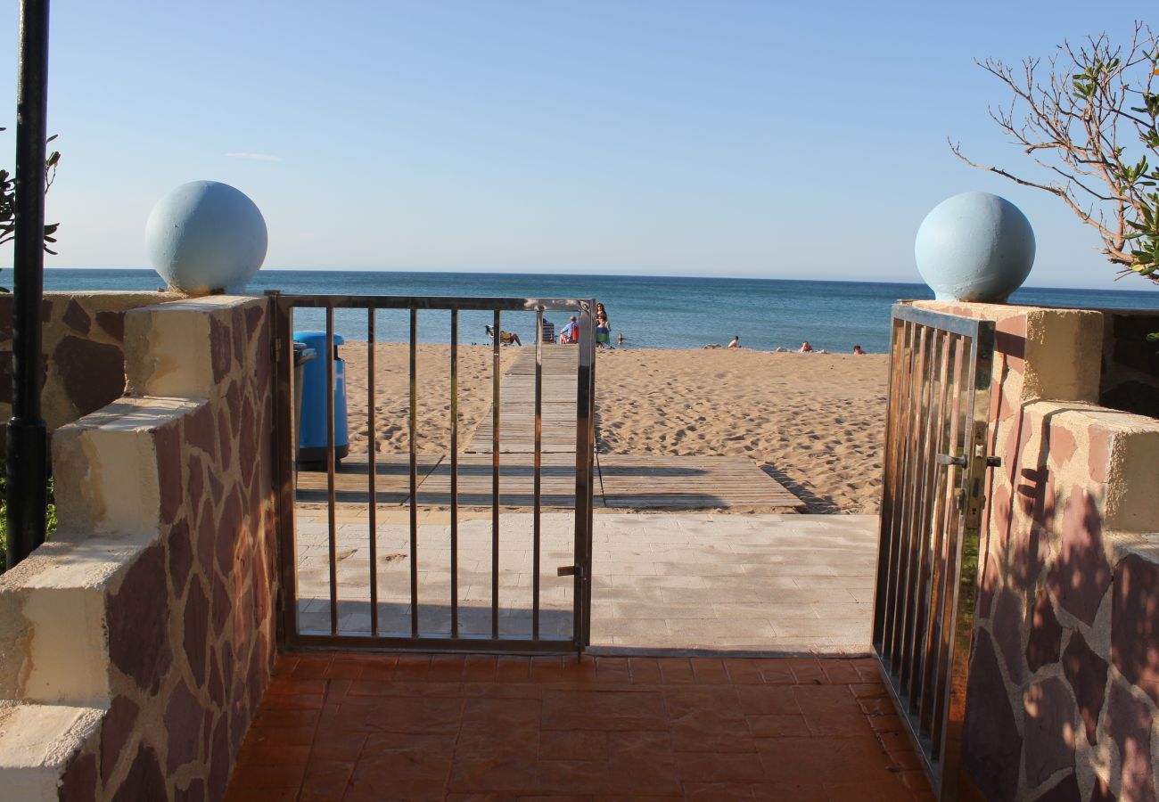 Apartment in Denia - 172 Holiday Beach