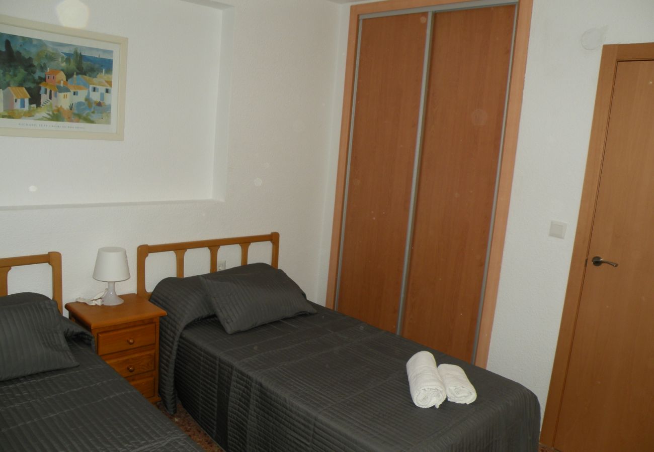 Apartment in Benidorm - GIJON 9B