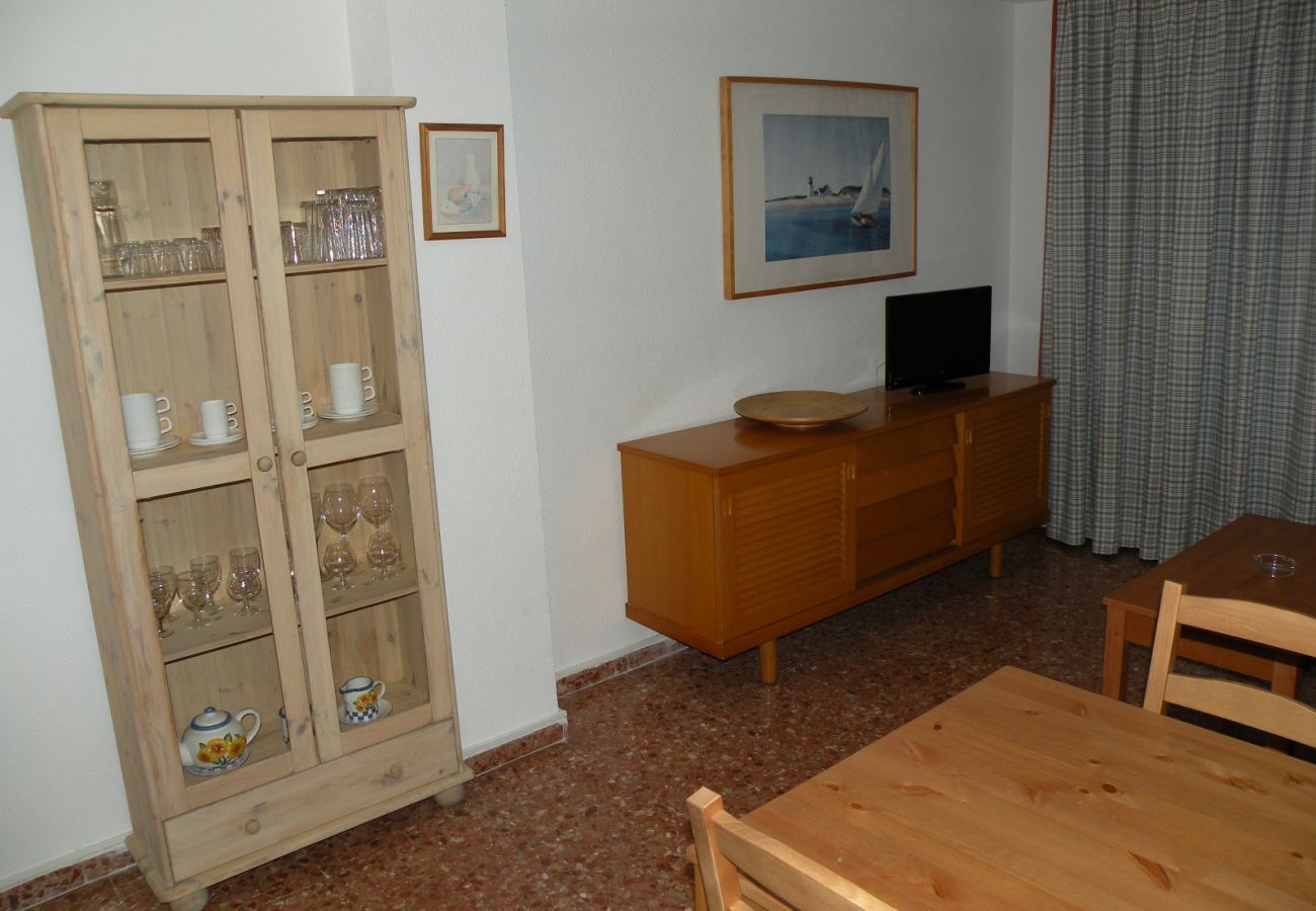 Apartment in Benidorm - GIJON 9B