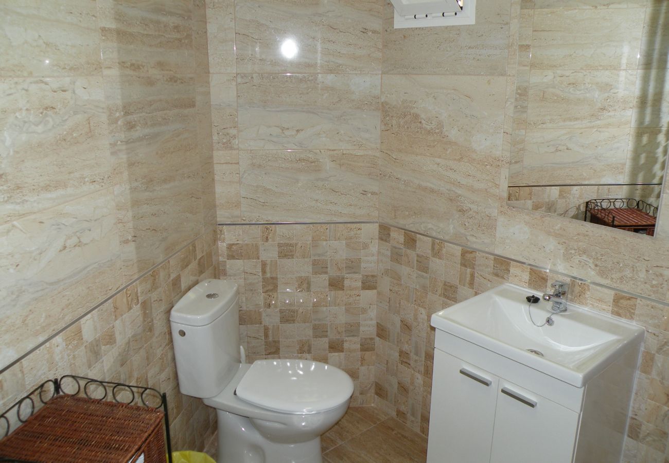 Apartment in Benidorm - GIJON 9B