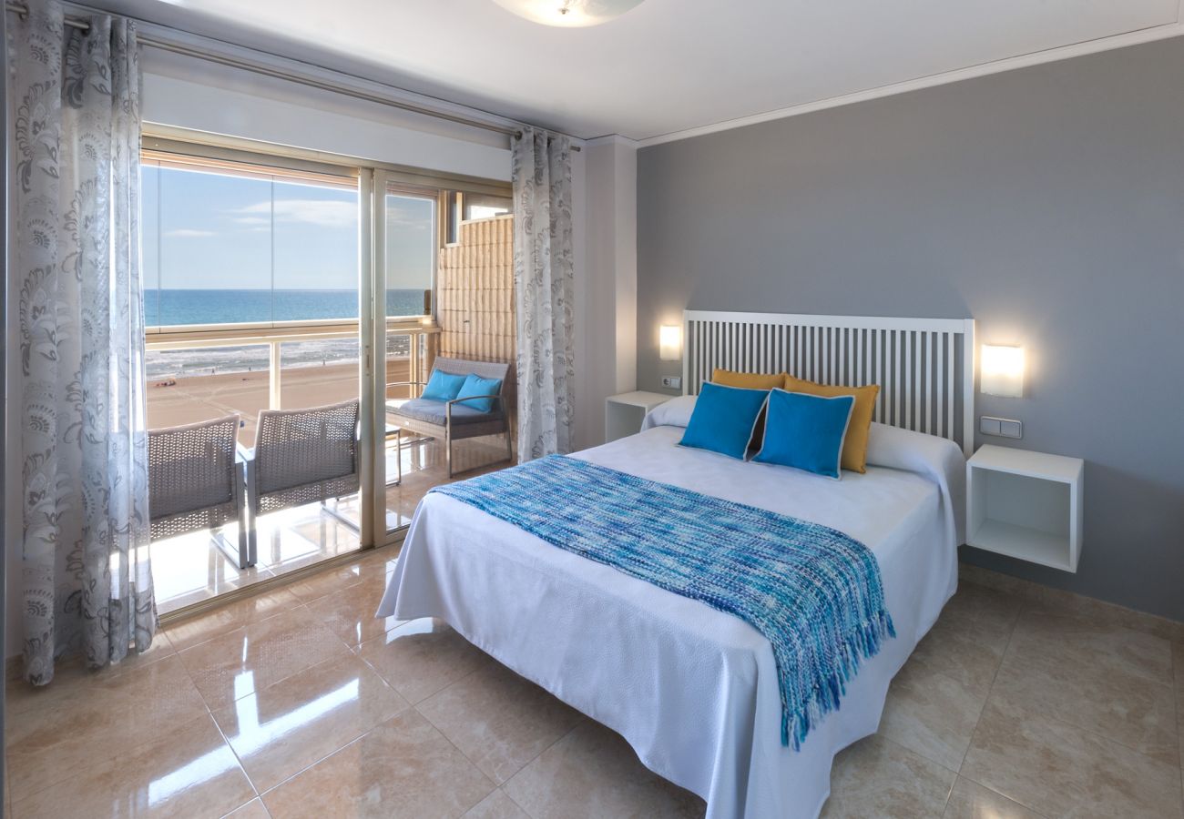 Apartment in Playa de Gandía - 04. AG BERMUDAS 7J PREMIUM