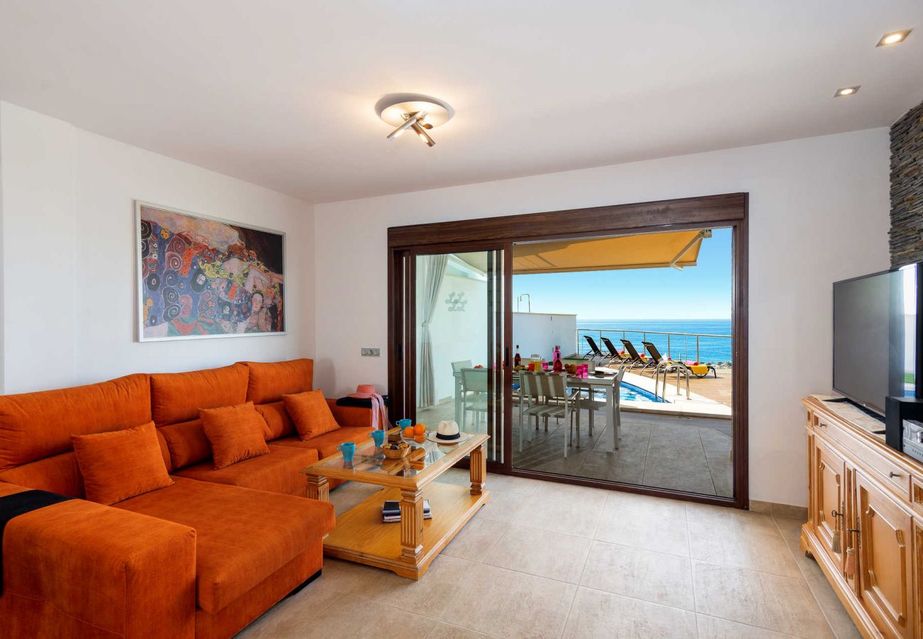 Villa in Torrox Costa - Villa Luisa Seaview 1 by Casasol