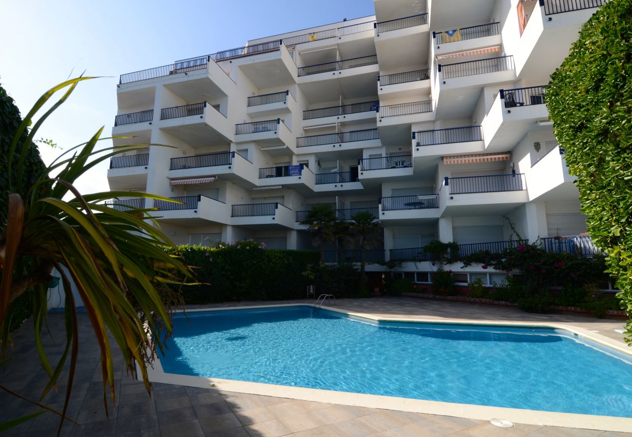 Apartment in L'Escala - PASSEIG DEL MAR 01