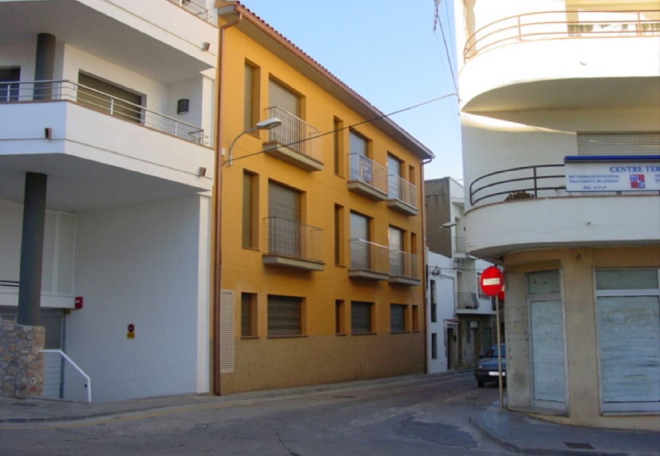 Apartment in L'Escala - MESTRAL 1.1