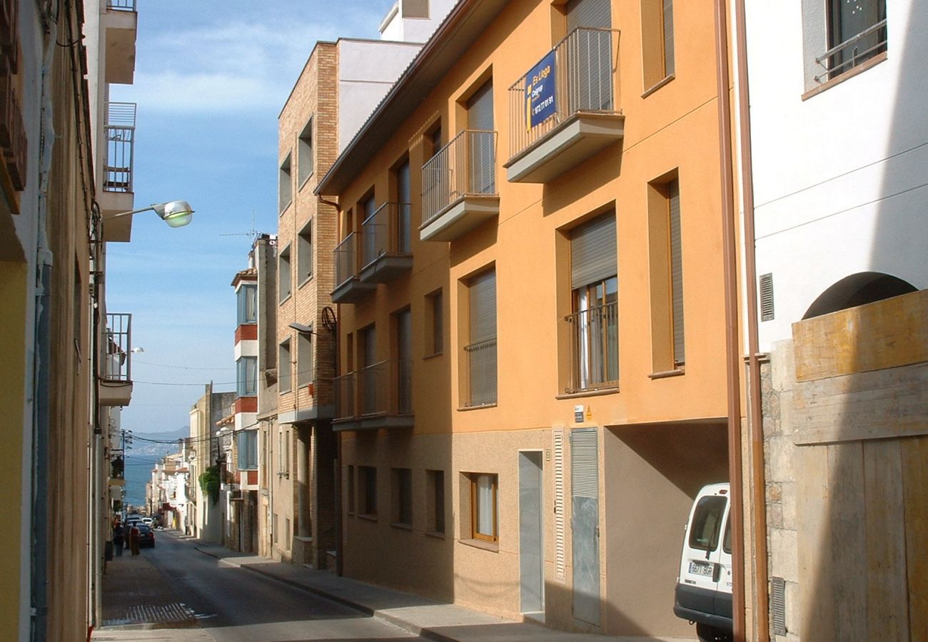 Apartment in L'Escala - MESTRAL 1.1