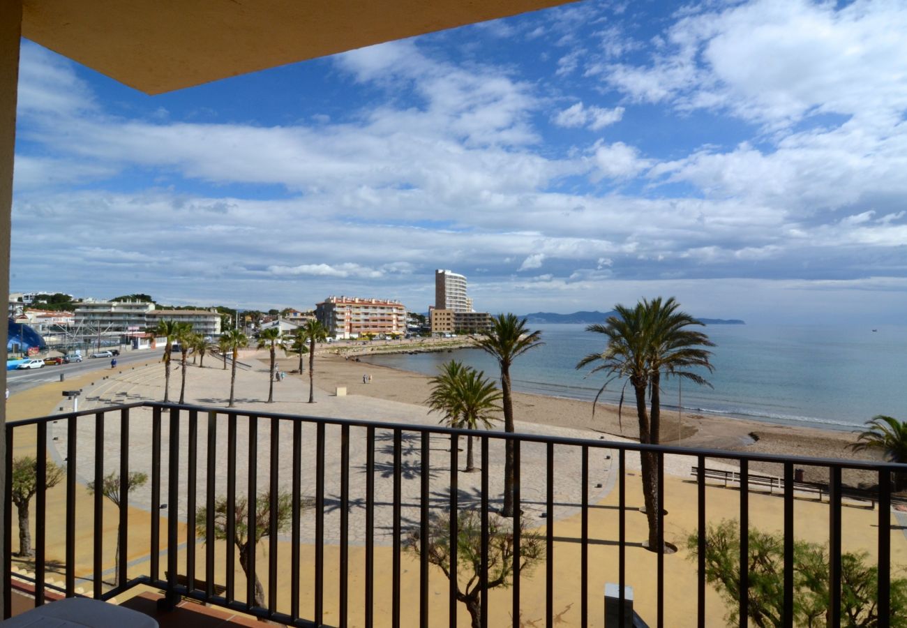 Apartment in L'Escala - RIELLS PLATJA 2-3