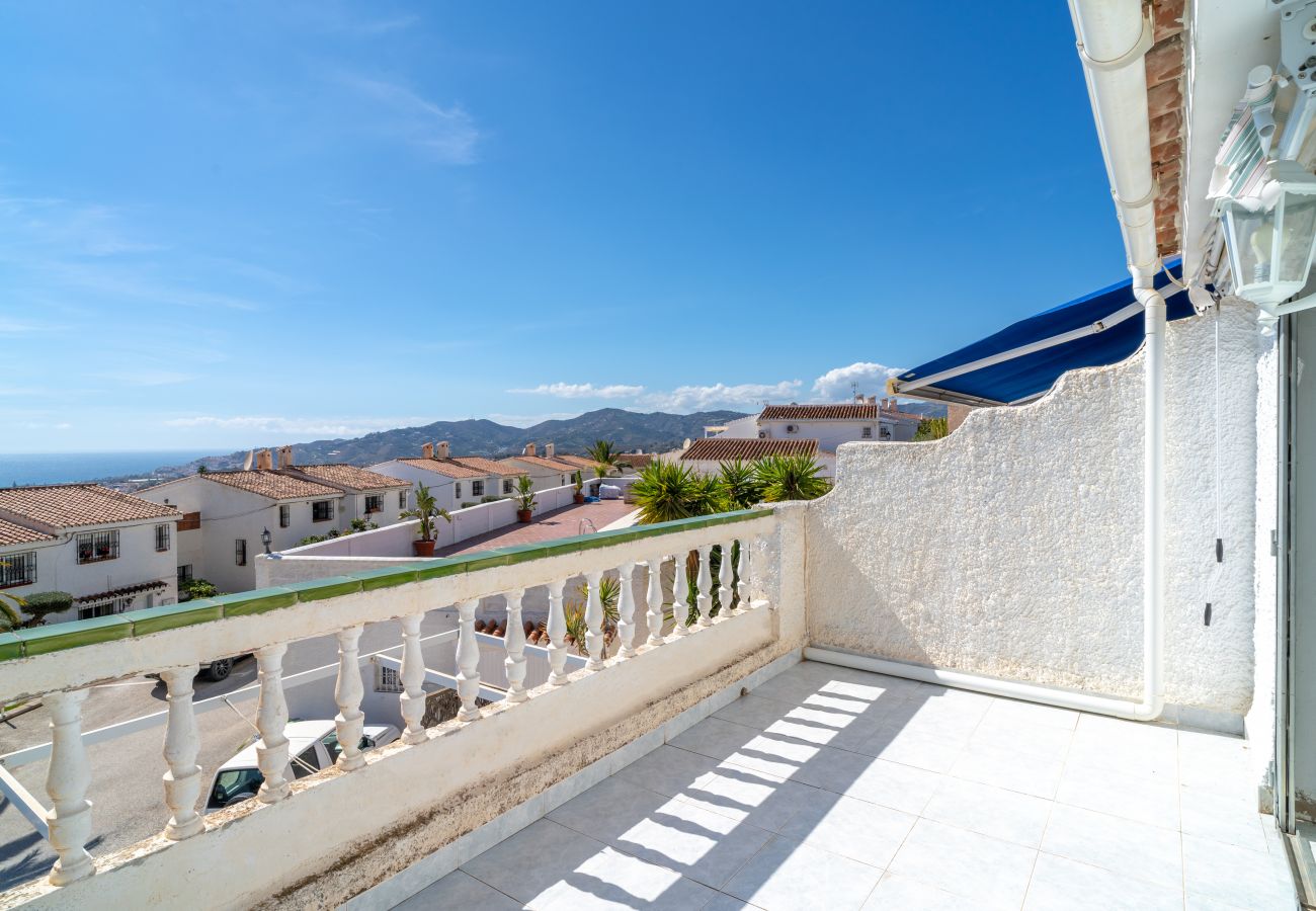 Villa in Nerja - Villa Kenny Private Pool by Casasol