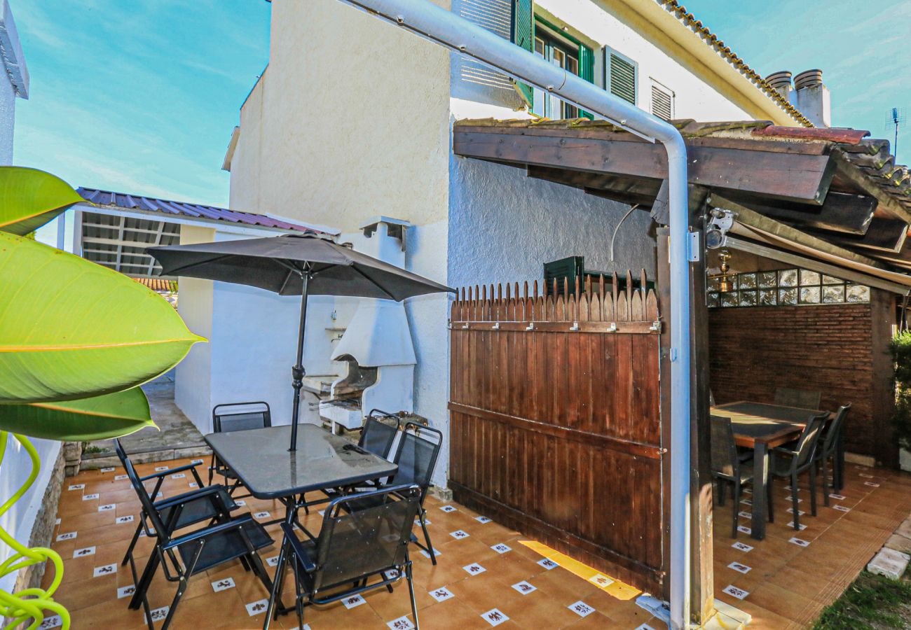 House in Cambrils - Calderon de la Barca 23