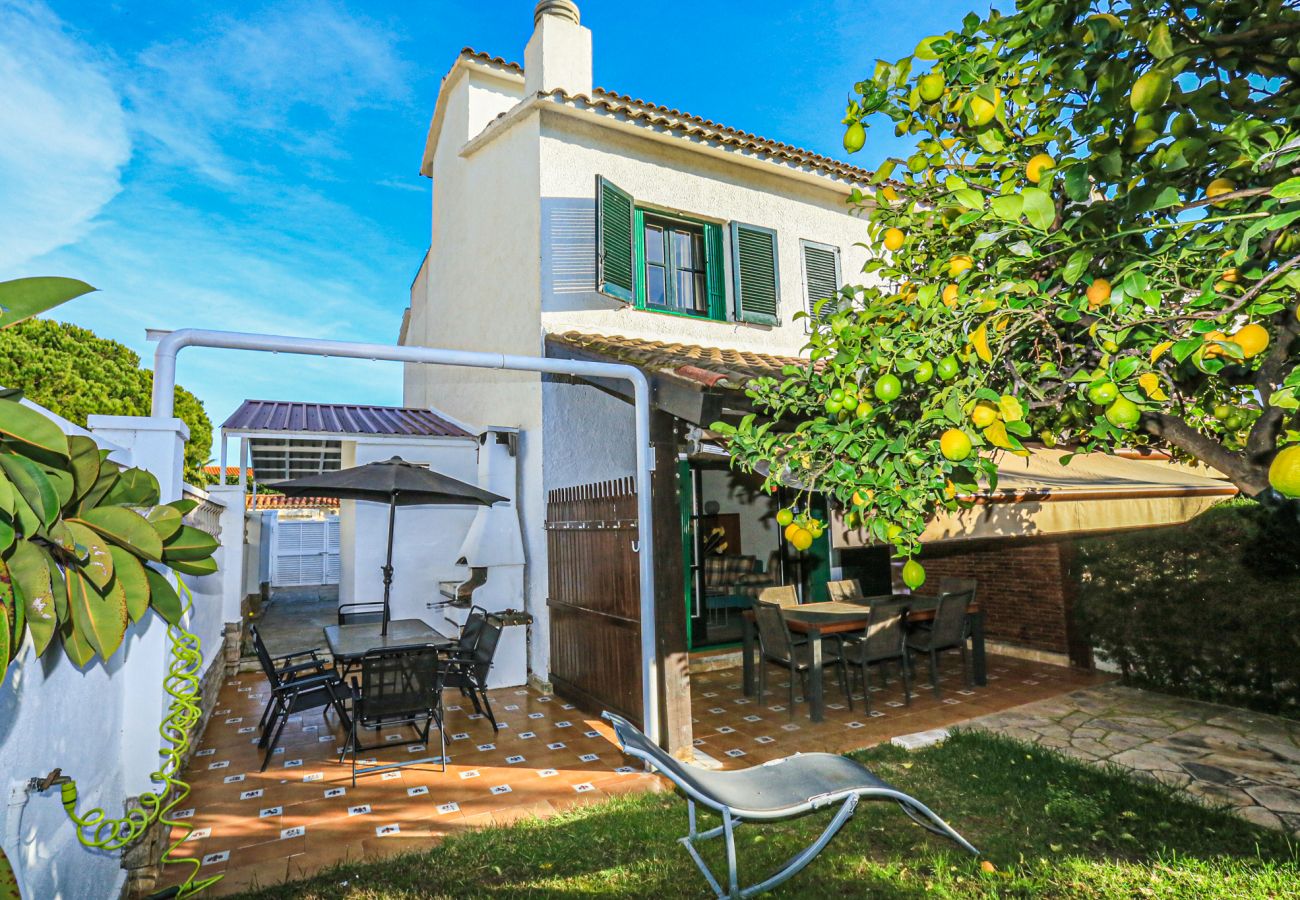 House in Cambrils - Calderon de la Barca 23