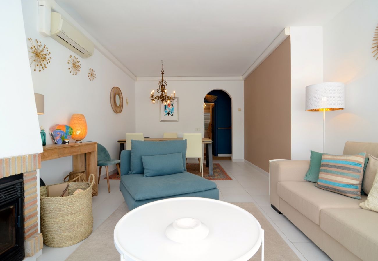 Apartment in L'Escala - CARAVEL.LES B 303