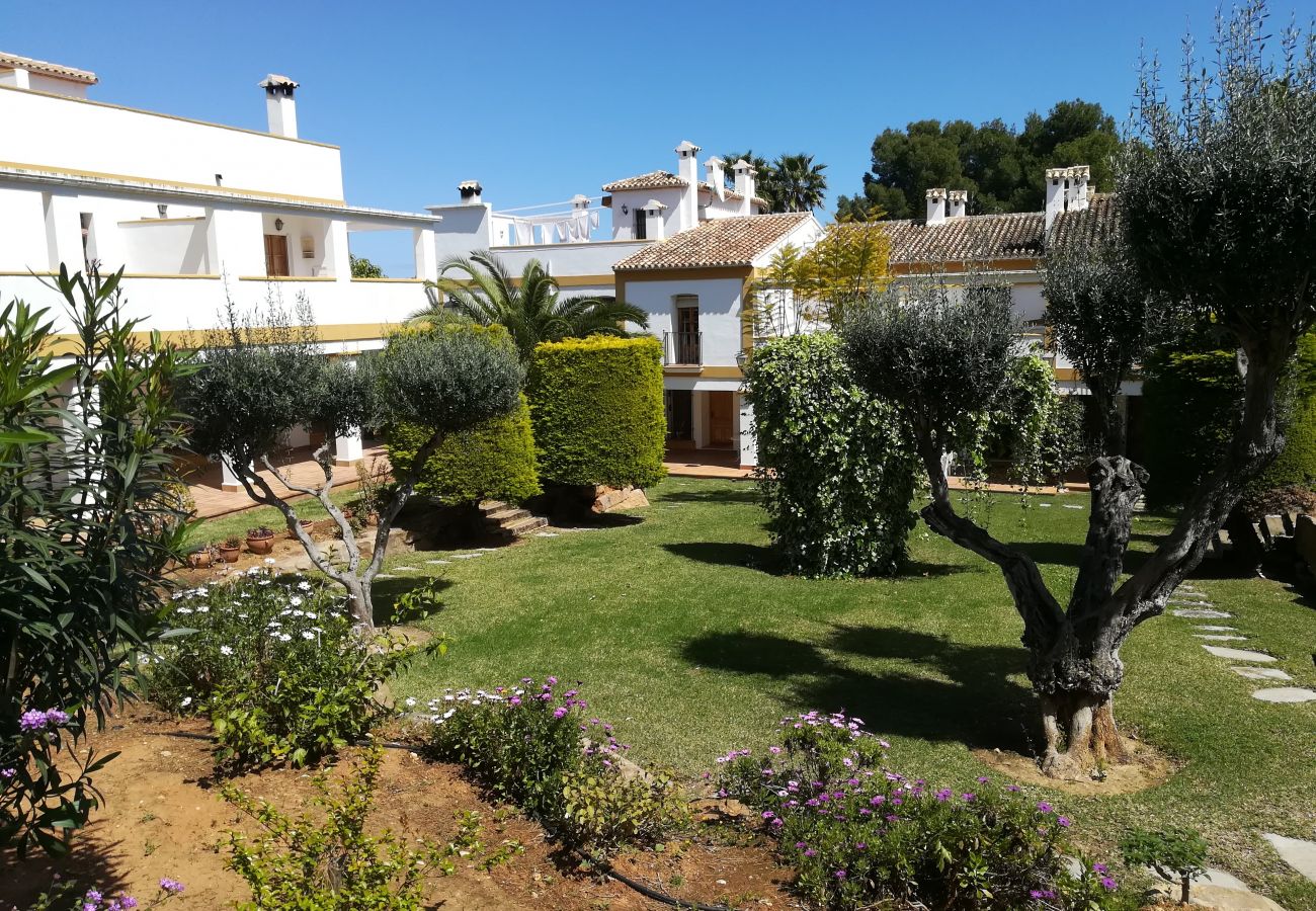 serviden, alquiler, la sella, deniaplaya.com, vacaciones rurales, hotel con encanto, senderismo, tenis, sakya, jardin albarda