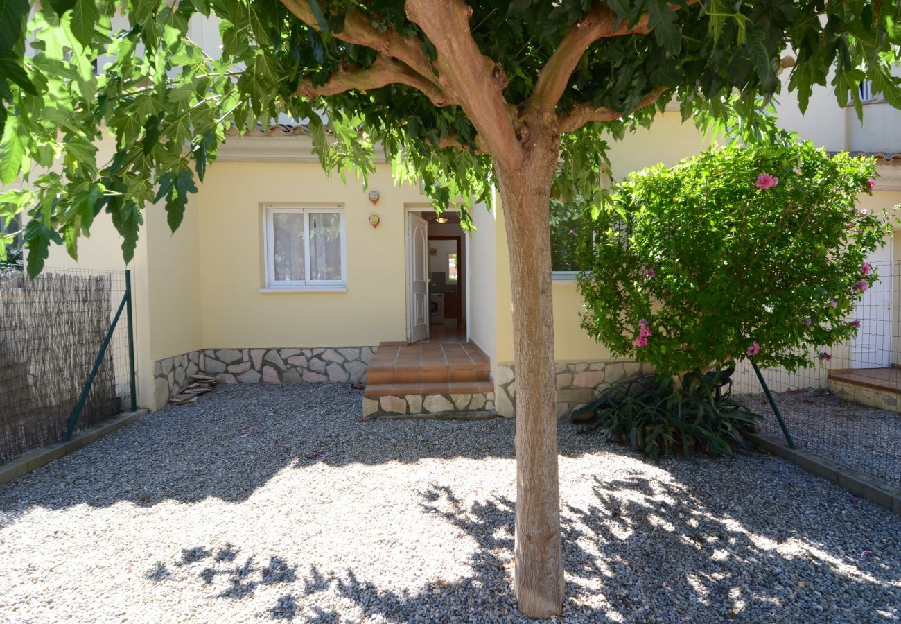 Villa in L'Escala - FLUVIA 32 A