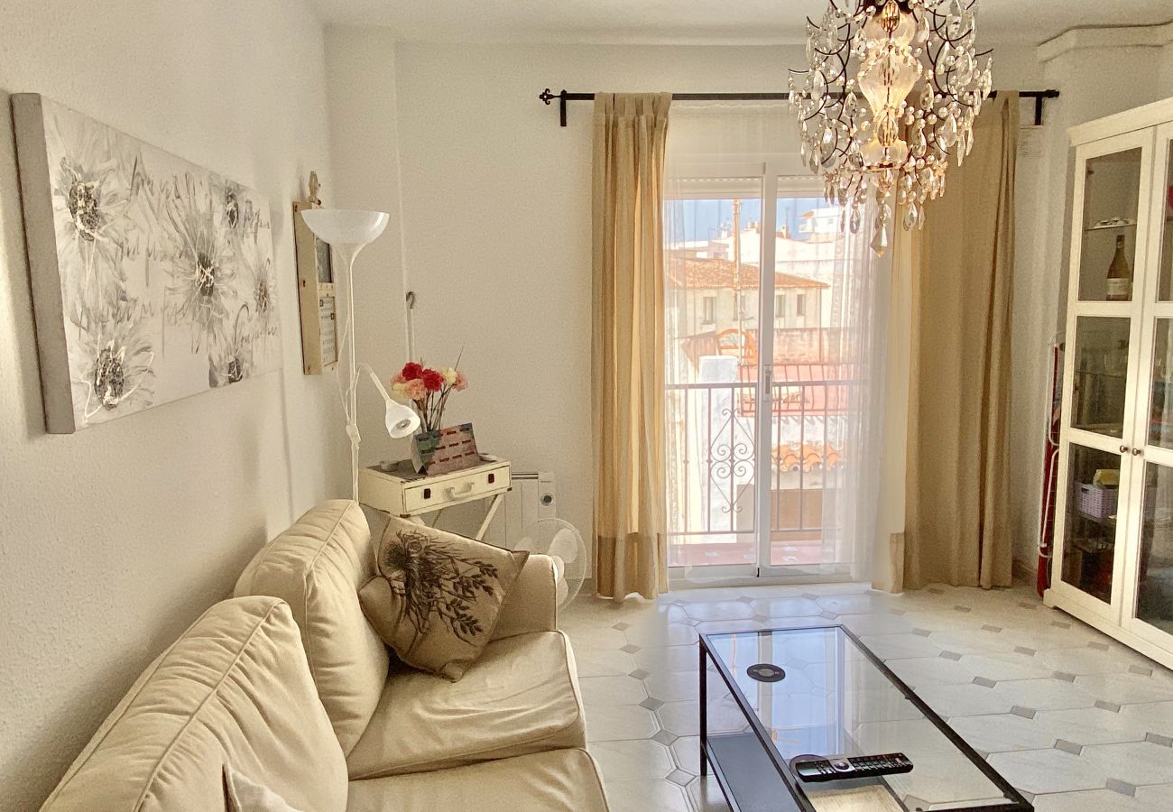 Apartment in Nerja - Apartamento Plaza Cavana by Casasol