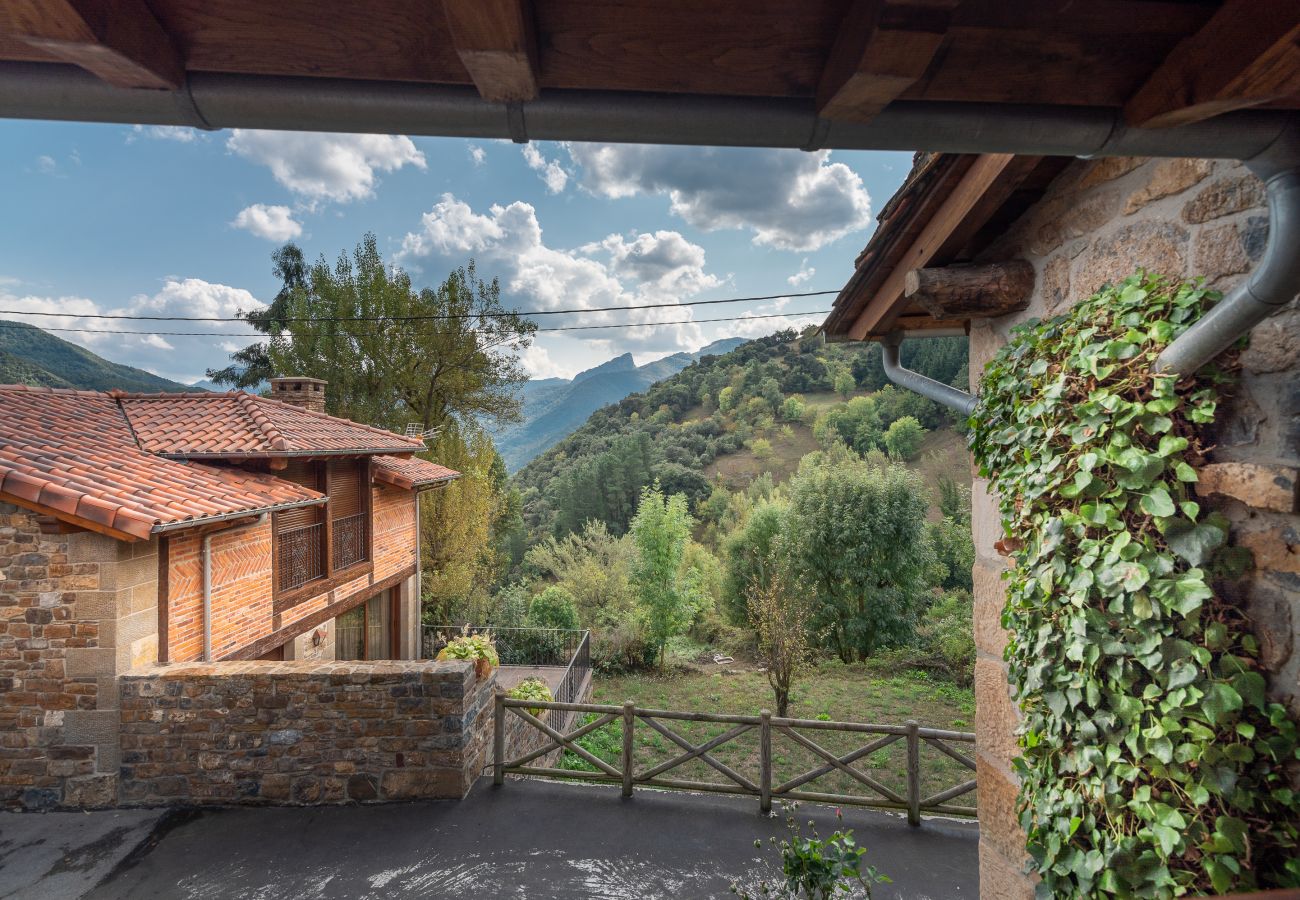 Villa in Cabezón de Liébana - Fidalsa House of Views