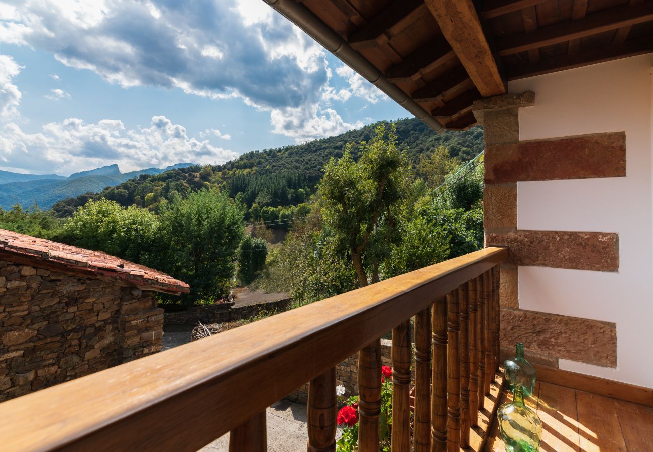 Villa in Cabezón de Liébana - Fidalsa Paradise Point