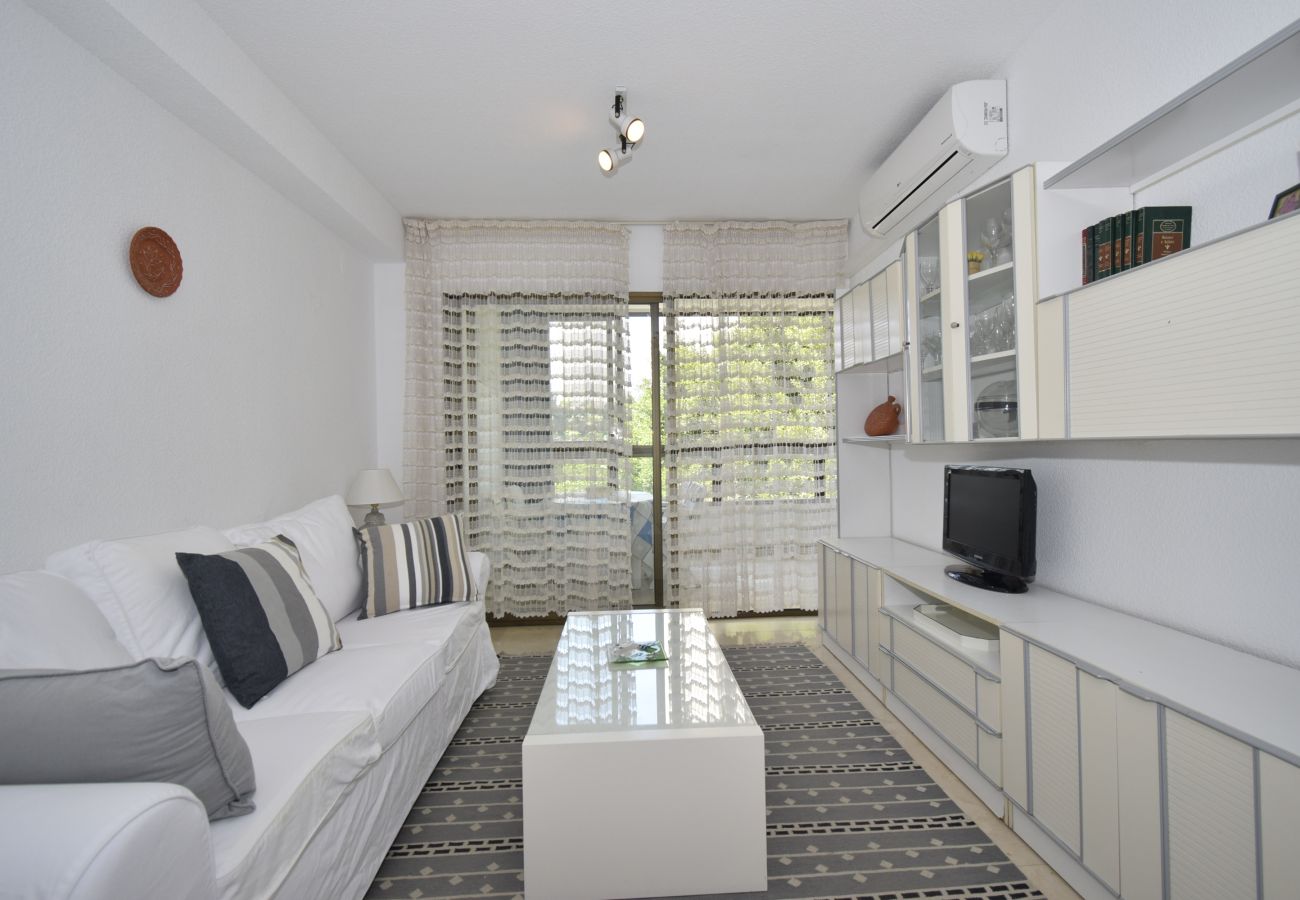 Apartment in Benidorm - GEMELOS 4 3C1