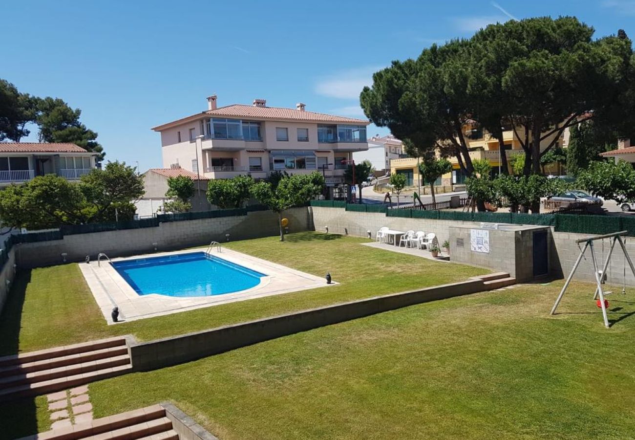 Apartment in L'Escala - EMILIA MAR 1-4