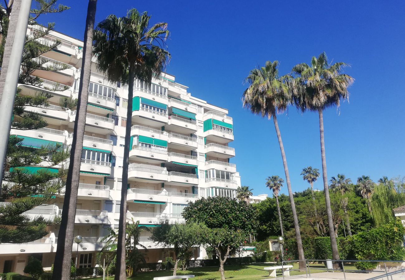 Apartment in Playa de Gandía - 1.Parque IV esc. 1 1º pta 1