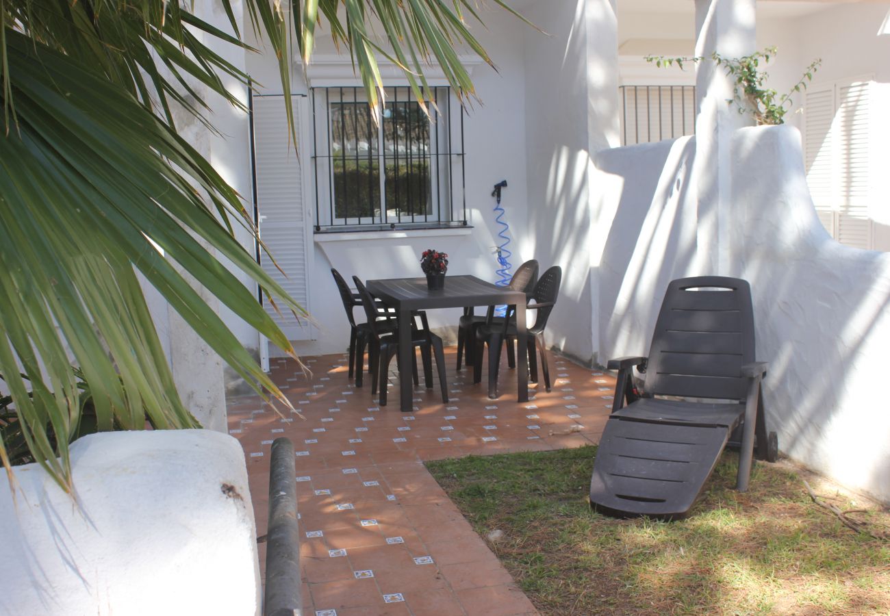 Apartment in Chiclana de la Frontera - R046 Apartamento Los Veleros bajo