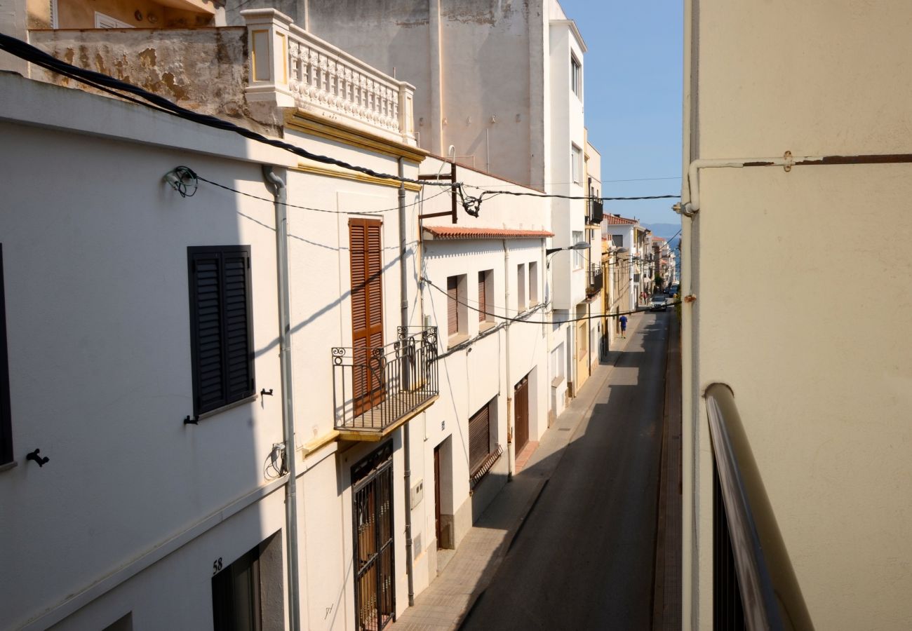 Apartment in L'Escala - ENRIC SERRA 54