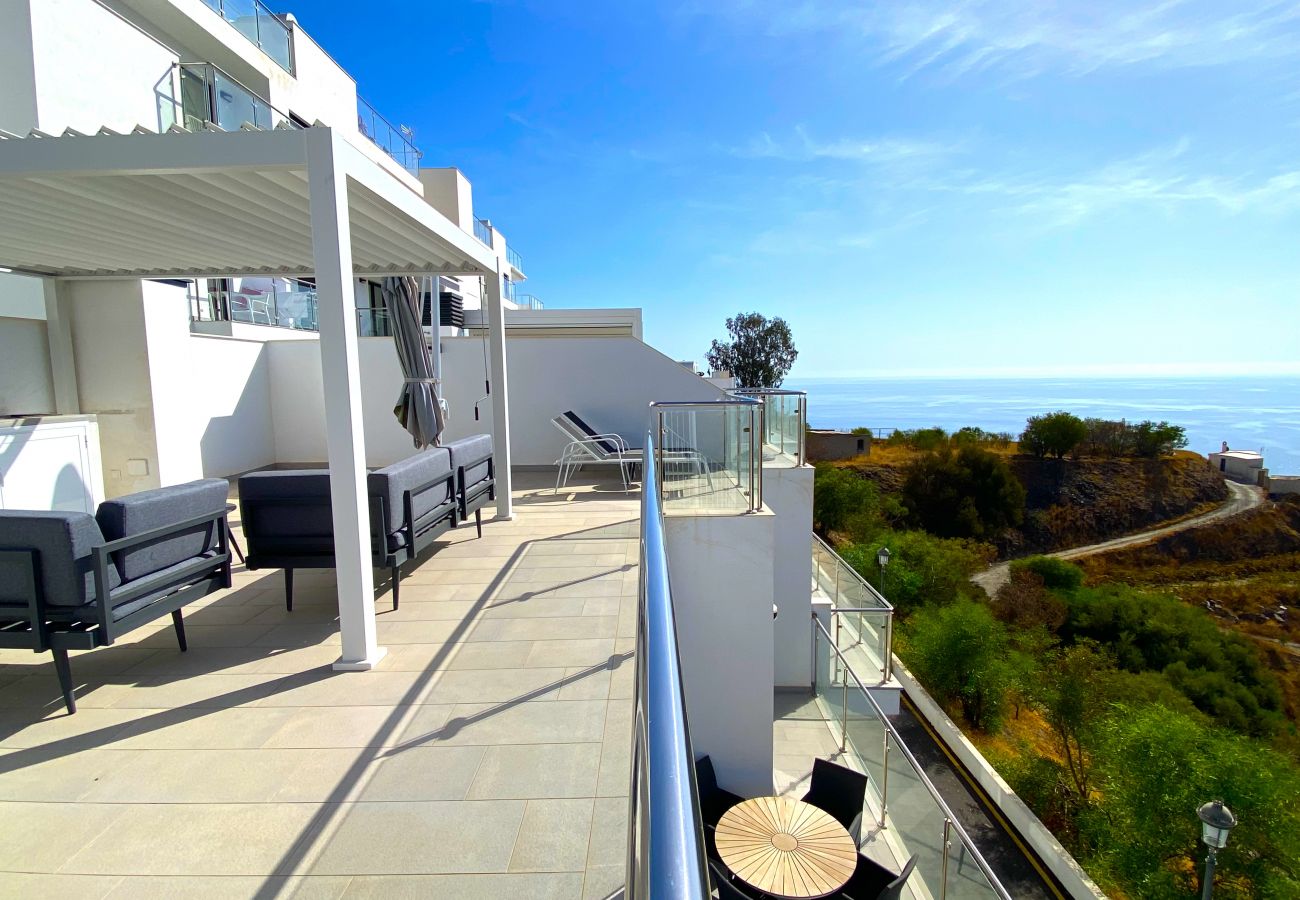 Apartment in Nerja - Penthouse Balcon del Mar 121 by Casasol