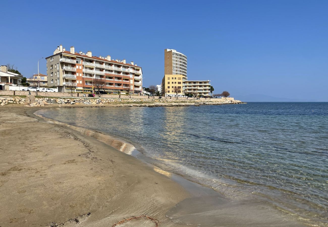 Apartment in L'Escala - ANDROMEDA