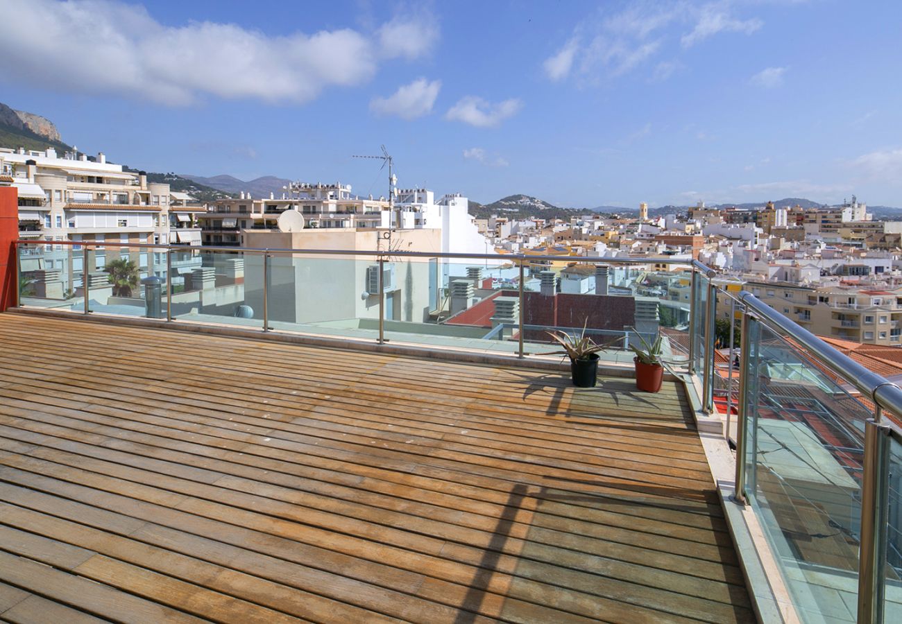 Apartment in Calpe / Calp - ATICO BORUMBOT VISTA PISCINA