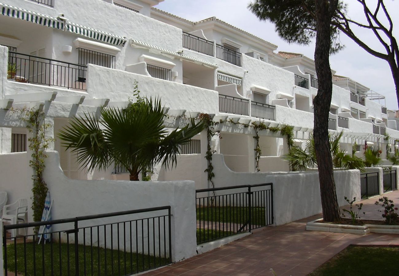 Apartment in Chiclana de la Frontera - R015 LOS VELEROS