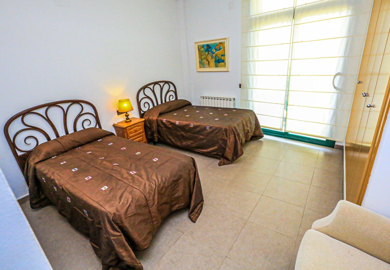 Apartment in Cambrils - CIUTADELLA 2 E BJS 1