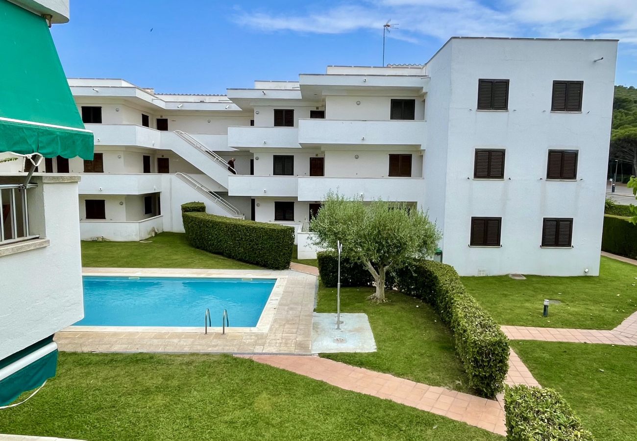 Apartment in L'Escala - CALA MONTGO 25