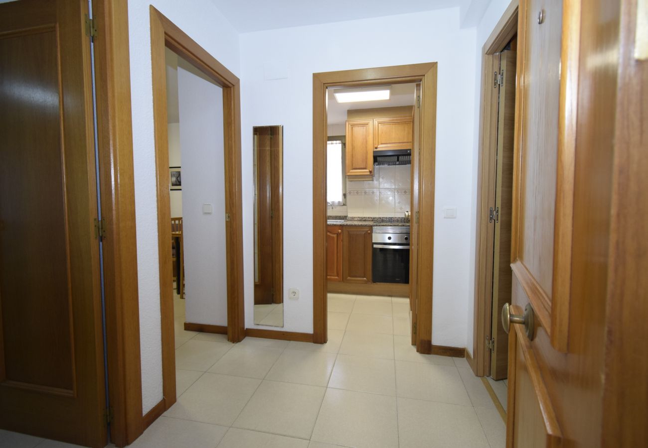 Apartment in Benidorm - CASTELMAR 8A