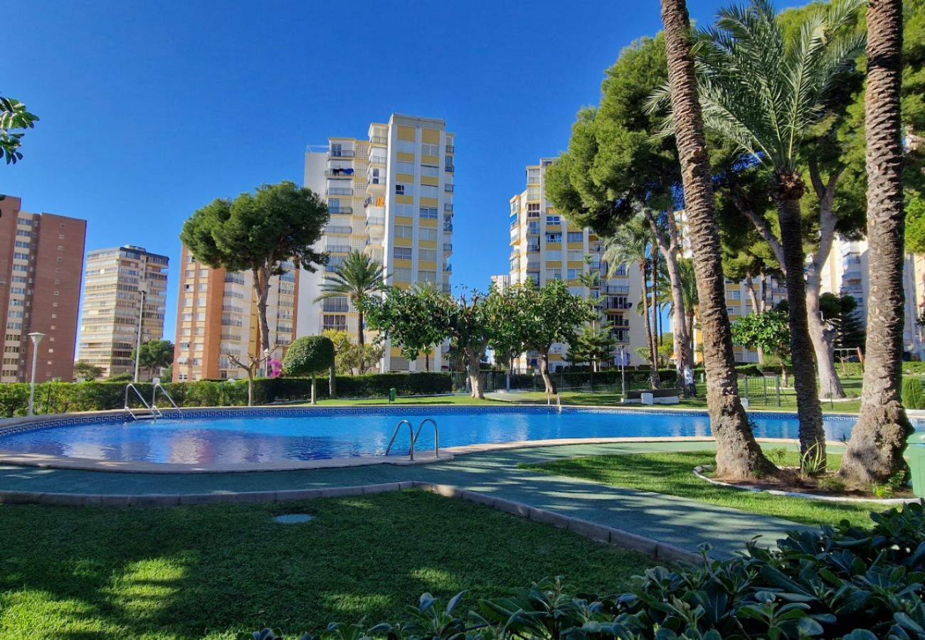 Apartment in Benidorm - URBANIZACION MIRAMAR 1057