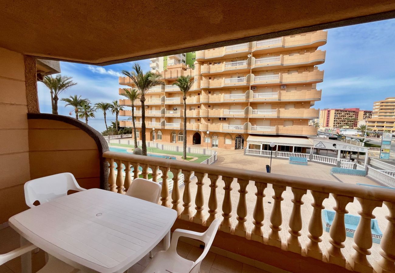 Apartment in La Manga del Mar Menor - CASTILLO F3 - TS - 1B (G)