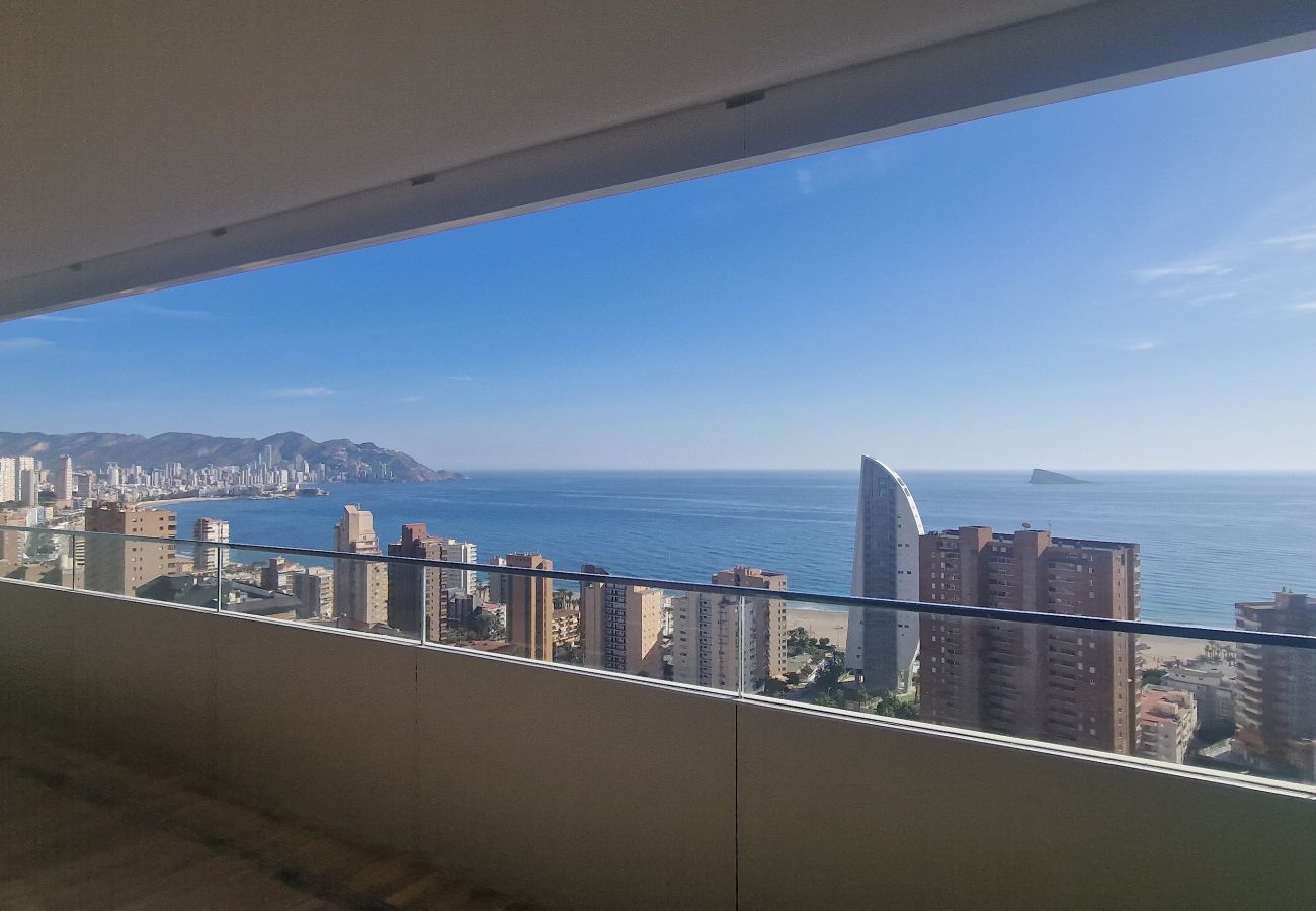 Apartment in Benidorm - BENIDORM BEACH 19-153