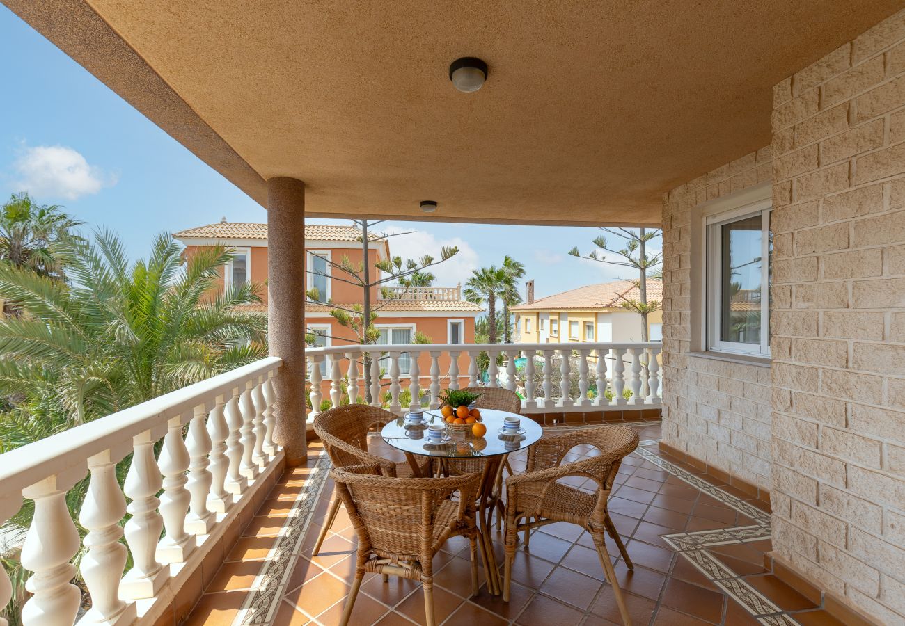 Villa in La Manga del Mar Menor - Seaside Elegance by Fidalsa