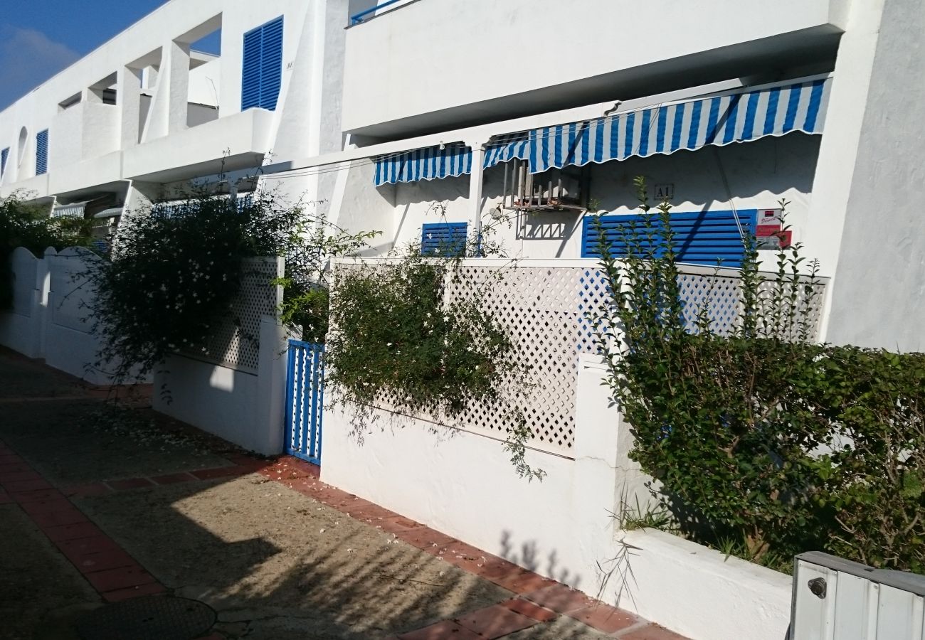 Apartment in Chiclana de la Frontera - R320 Urbanización La Almadraba