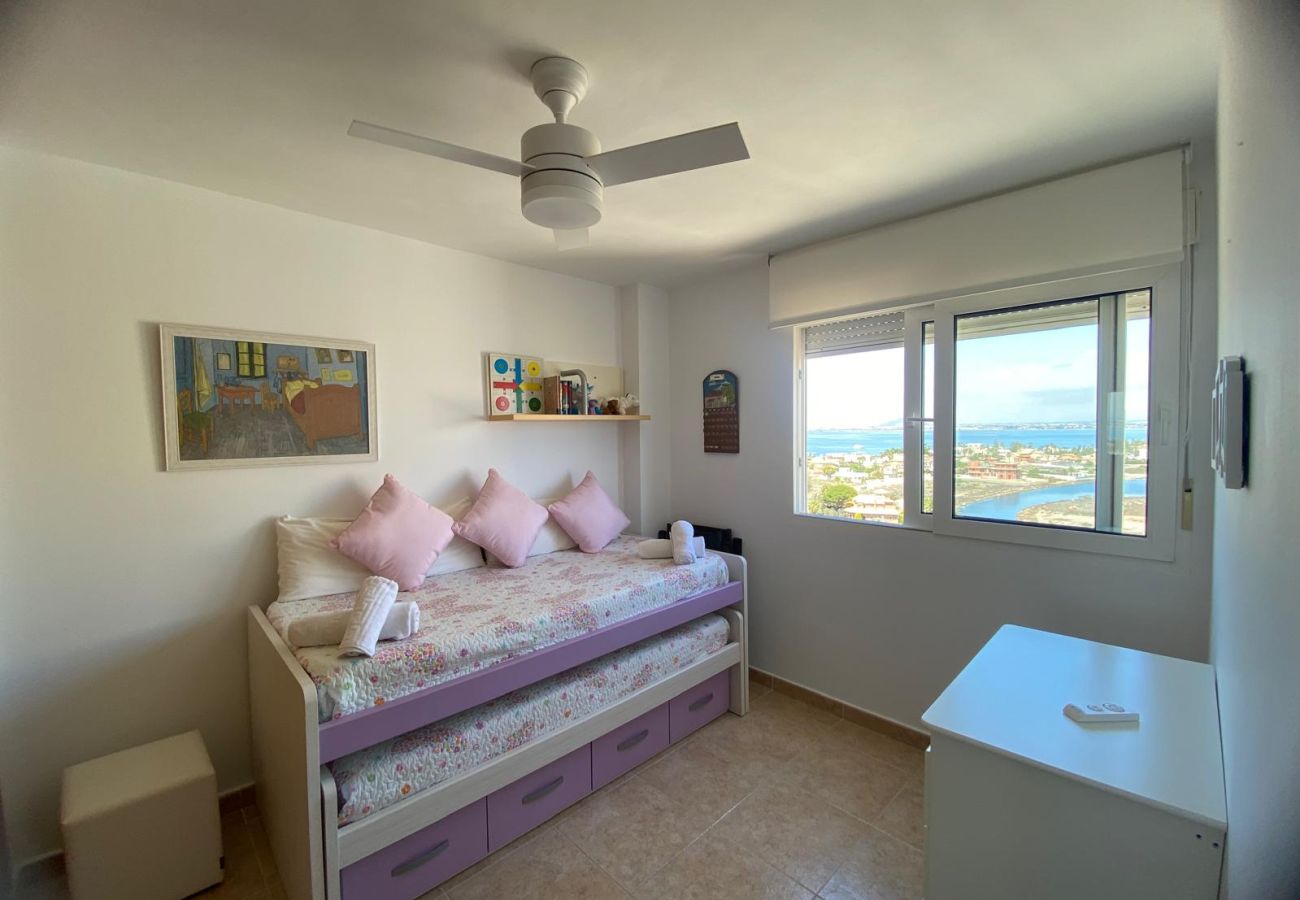 Apartment in La Manga del Mar Menor - V.Golf 3-9A Admer