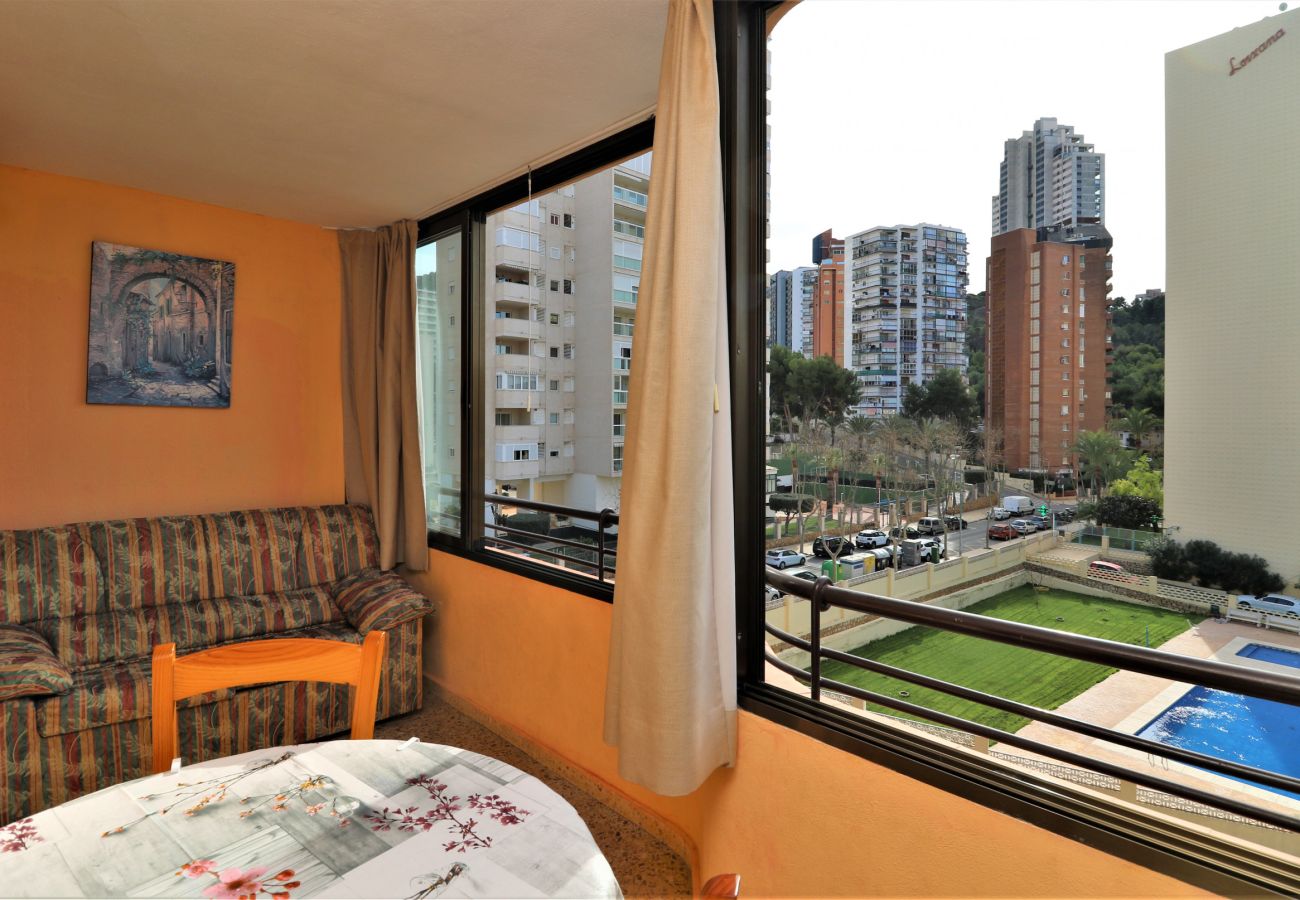 Apartment in Benidorm - CADIZ 4B