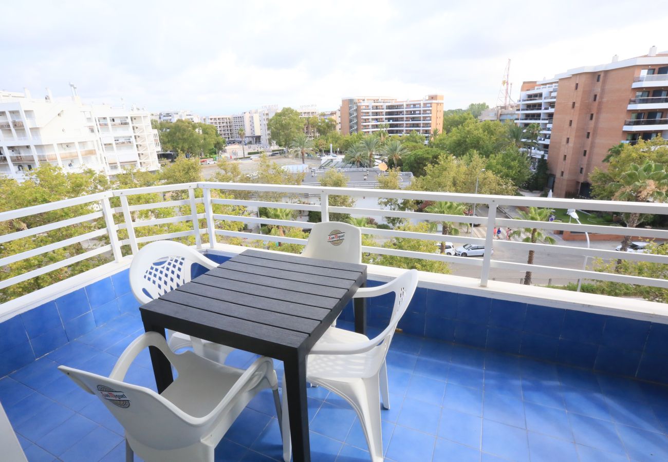 Apartment in Salou - Zahara