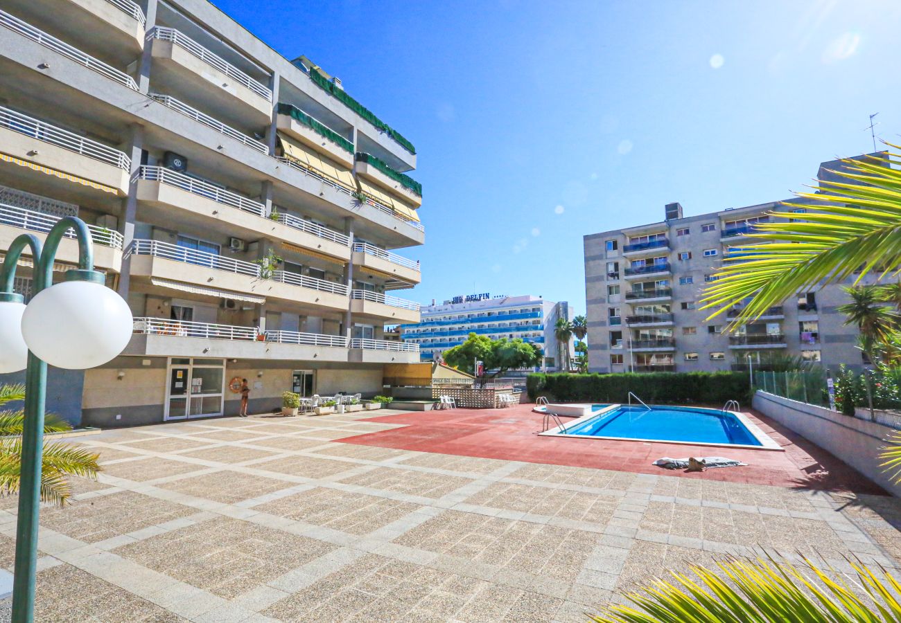 Apartment in Salou - Zahara