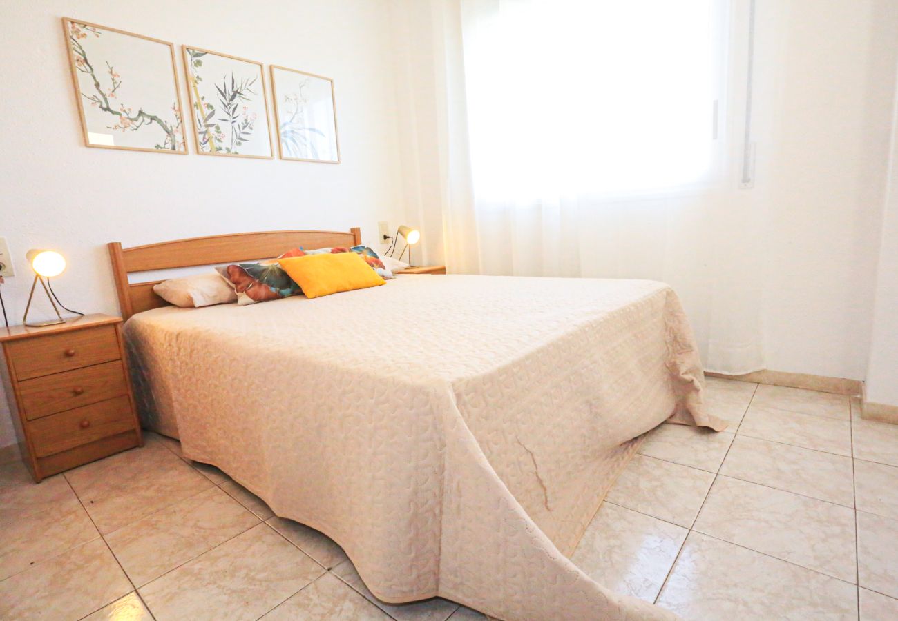 Apartment in Salou - Zahara