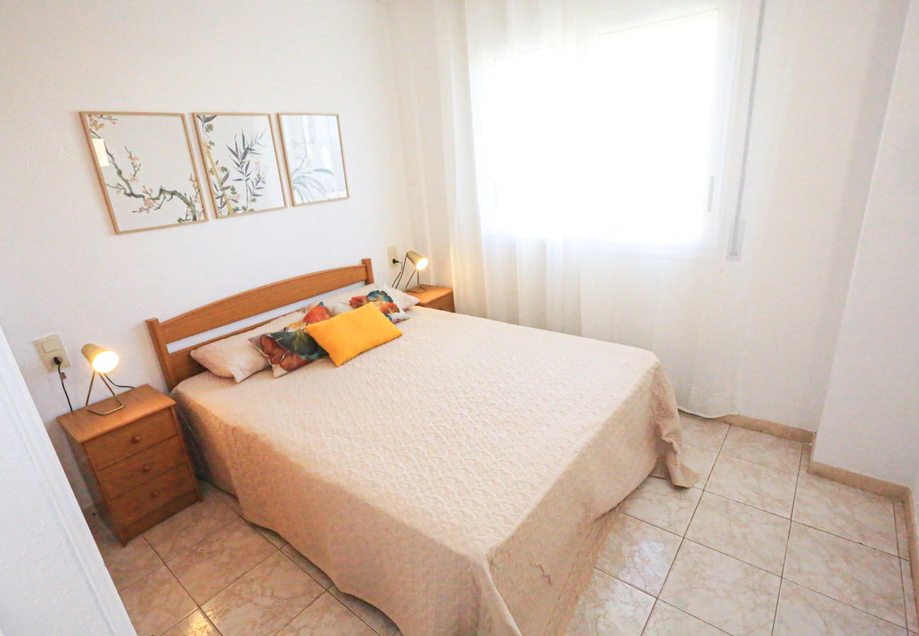 Apartment in Salou - Zahara