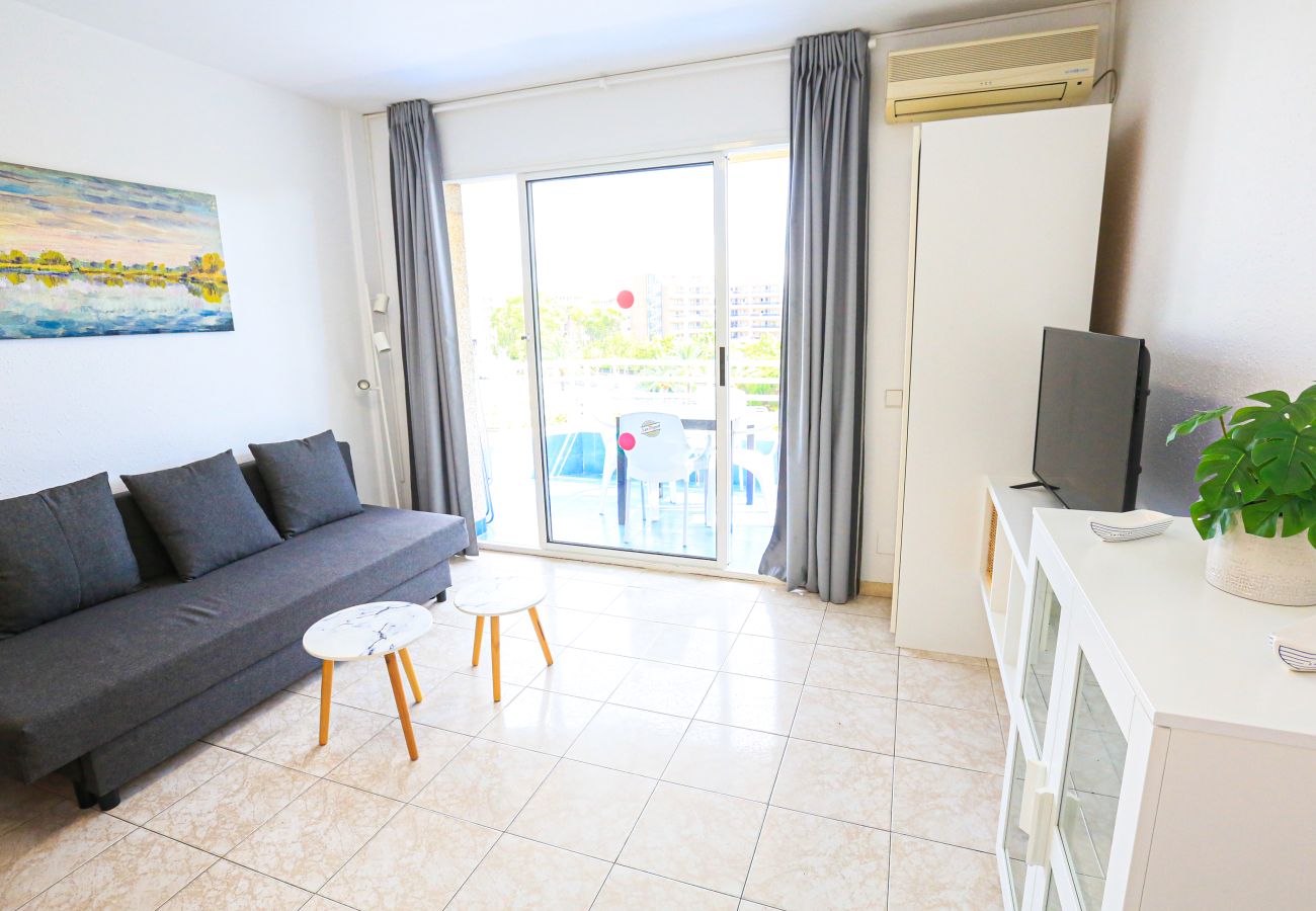 Apartment in Salou - Zahara