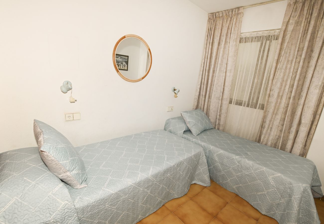 Apartment in Calpe / Calp - A112 CARIBE PLAYA 5º D